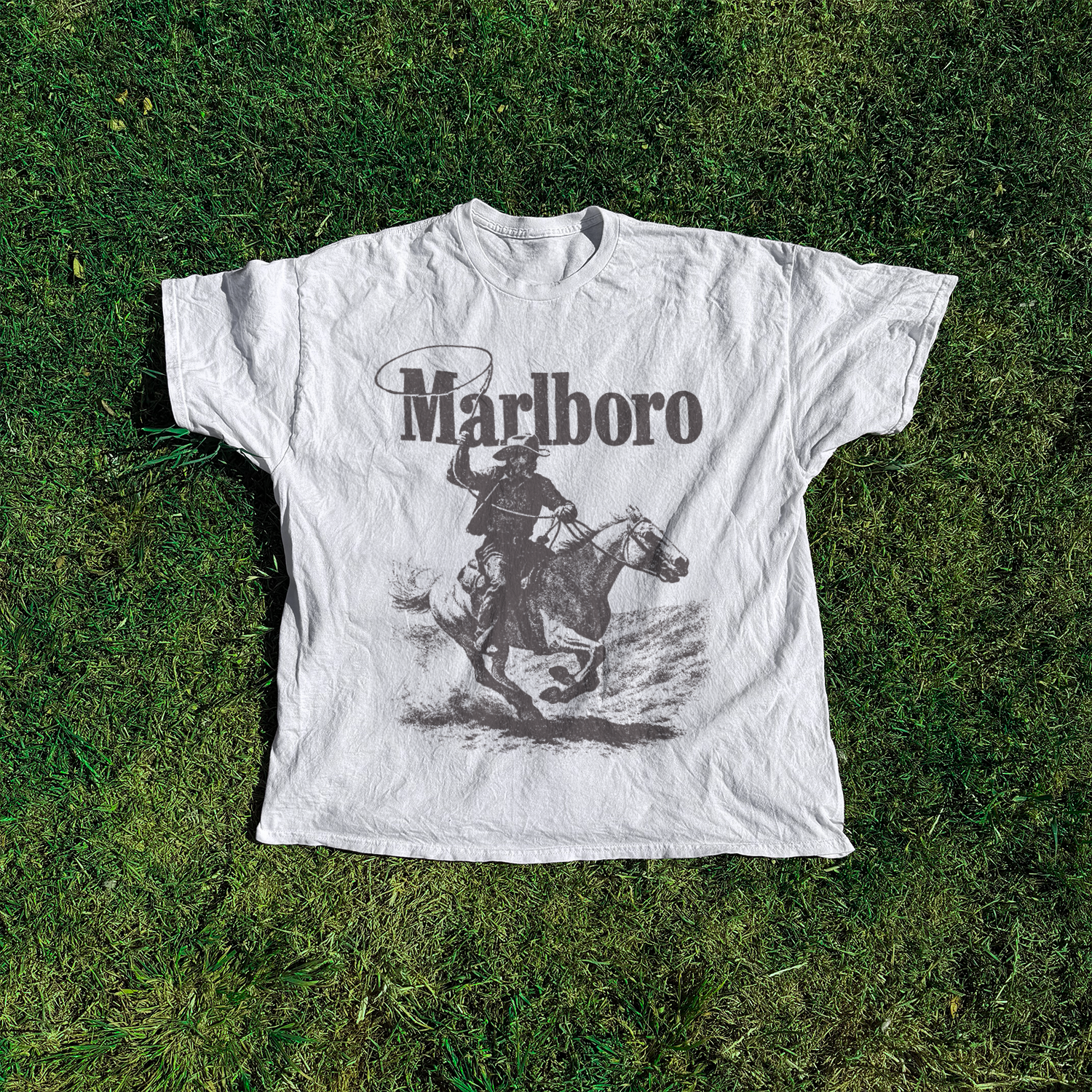 'Rugged' Vintage White T-shirt