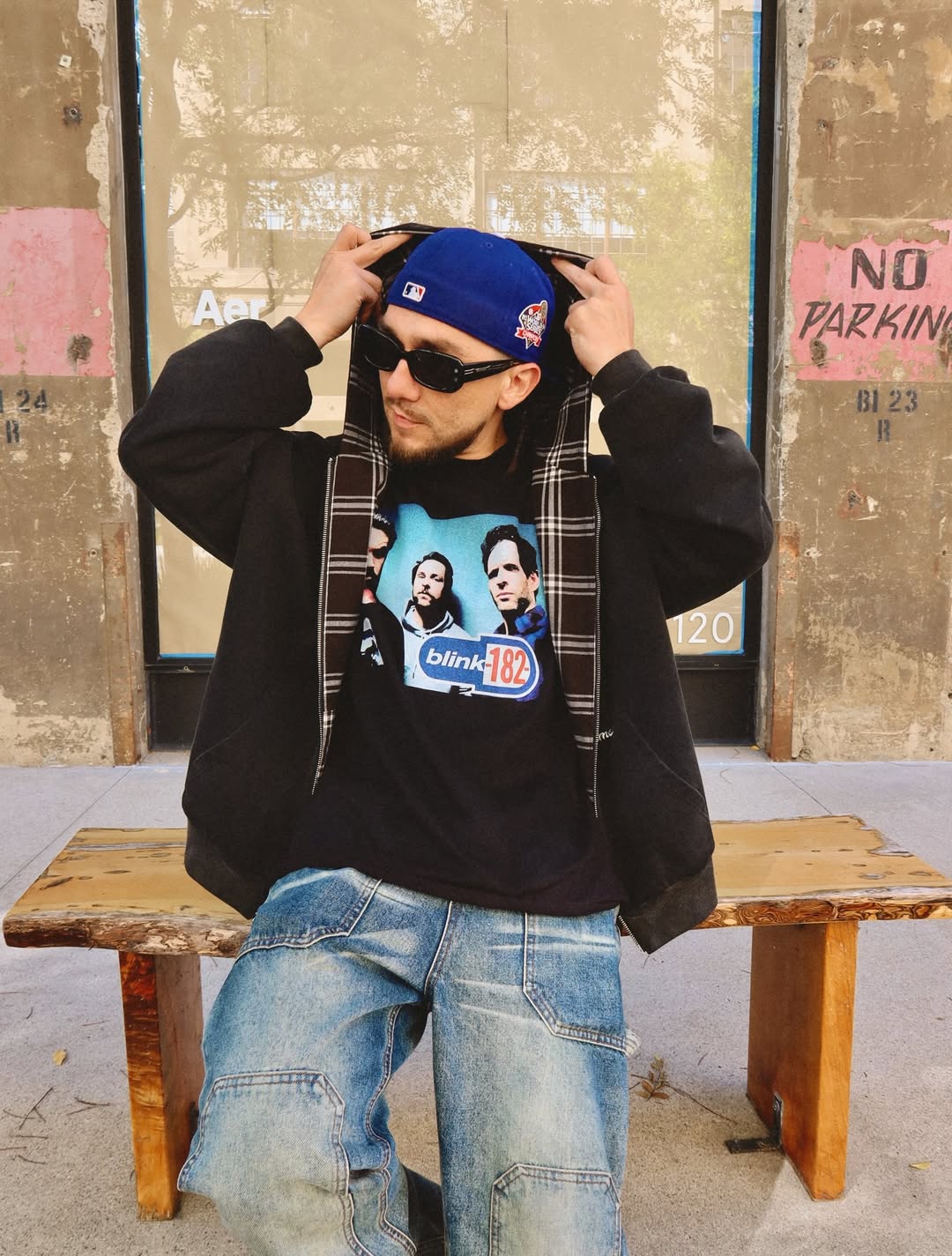 Always Sunny X Bl1Nk 182 Premium Black T-Shirt