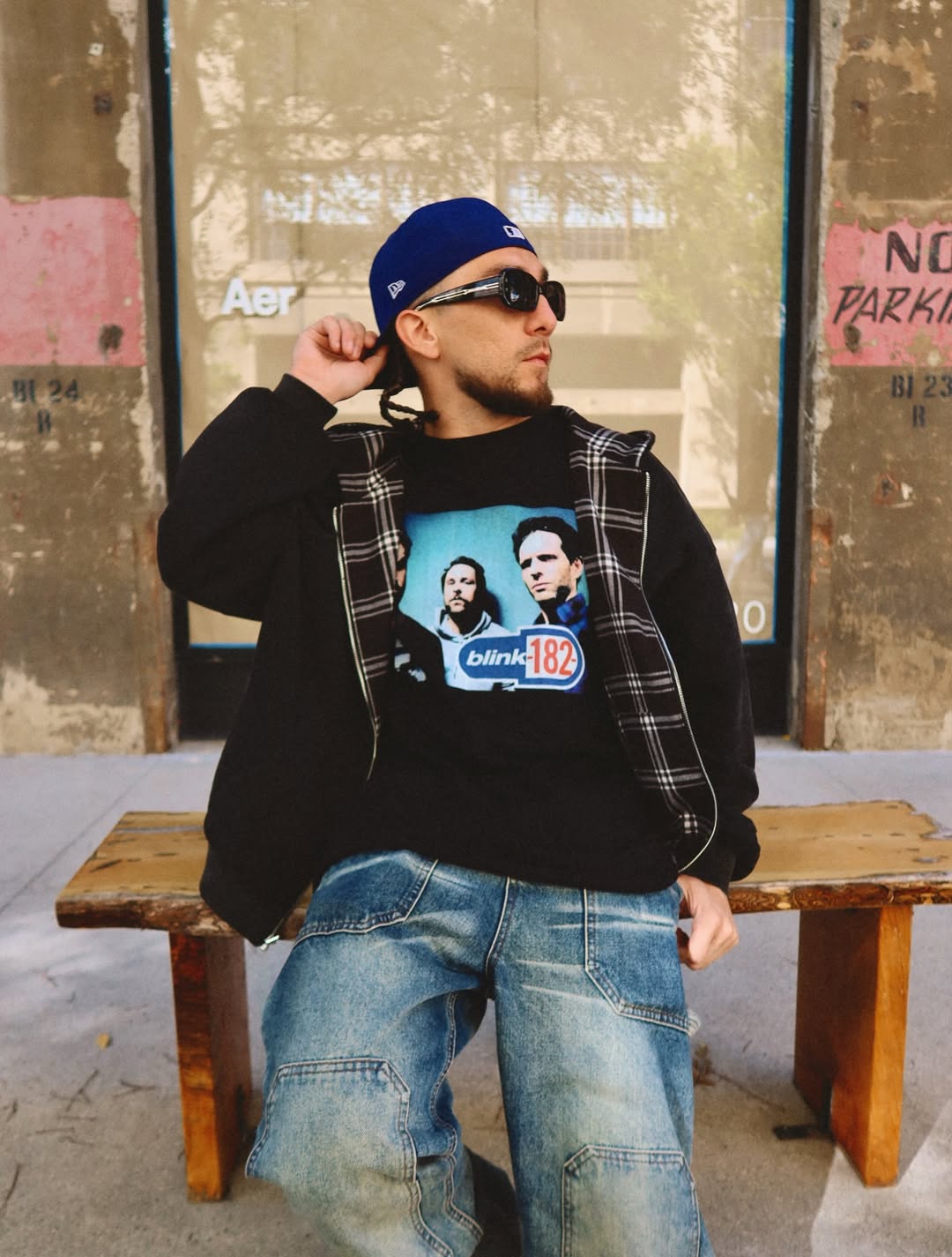Always Sunny X Bl1Nk 182 Premium Black T-Shirt